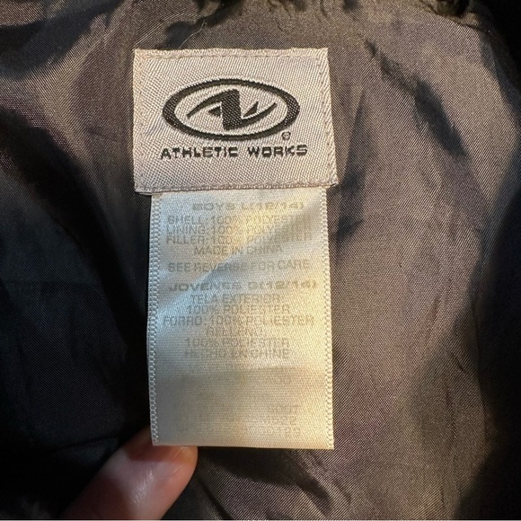 Activewear Outdoor for Boys Bundle of 2 Vest 1/4 zip sweatshirt large Athleisure - Picture 12 of 16